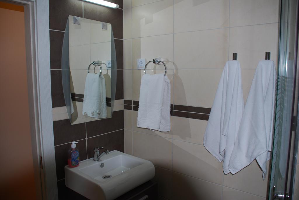Chanovi Apartments أوهغيد الغرفة الصورة