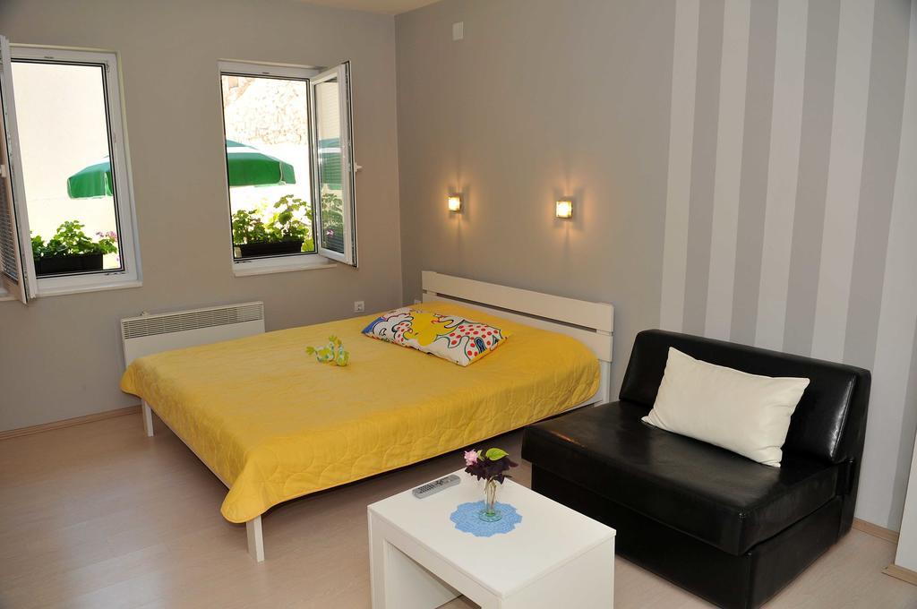 Chanovi Apartments أوهغيد الغرفة الصورة